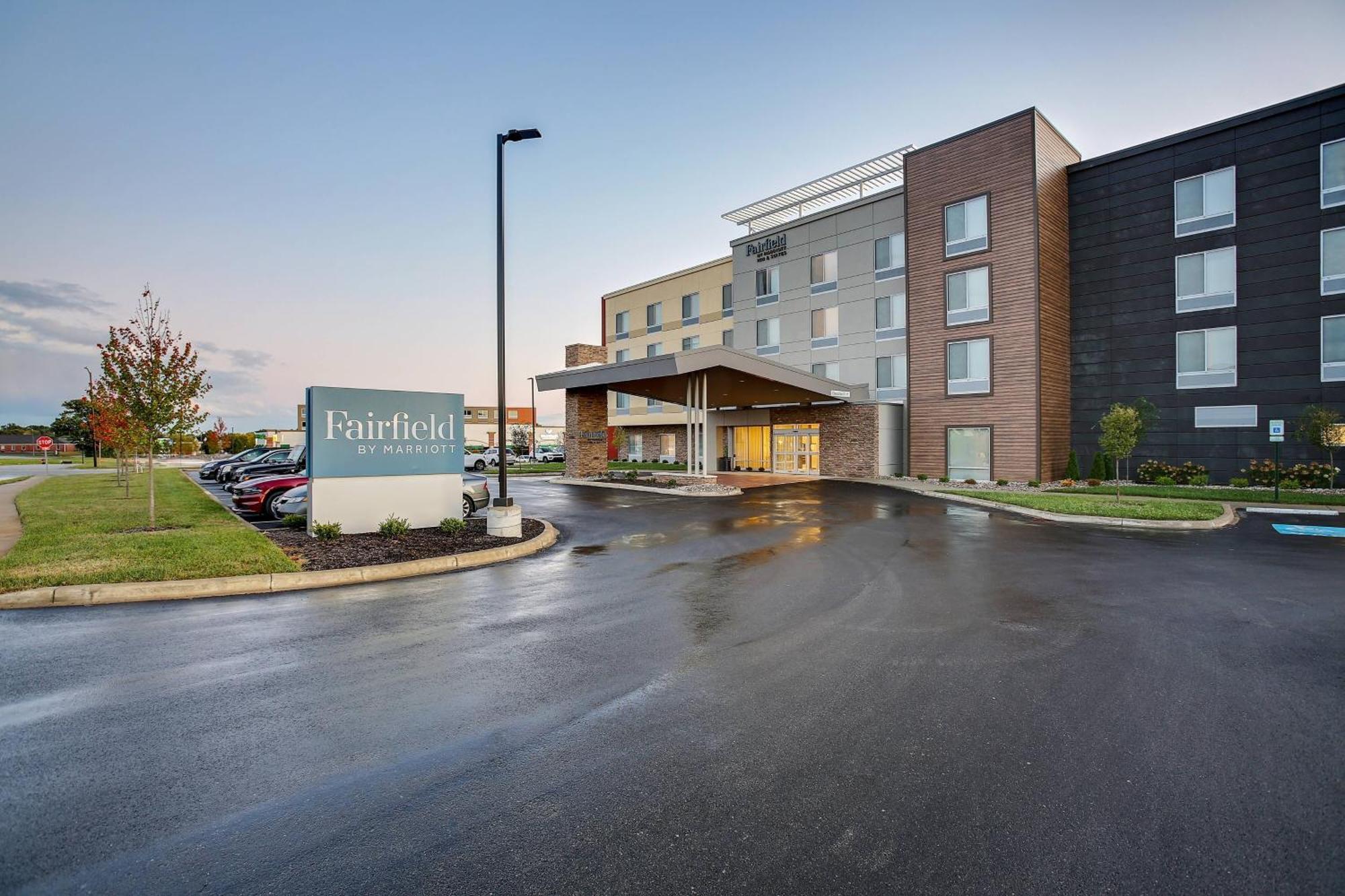 Fairfield Inn & Suites Бардстаун Екстериор снимка